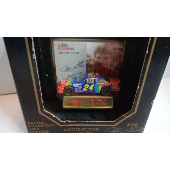 RACING CHAMPIONS INC, NASCAR LICENSED,1/64 SCALE DIE-CAST, 1993 JEFF GORDON # 24 - Picture 2 of 6